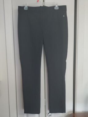 Theory Straight-Leg Women's Pants in Black